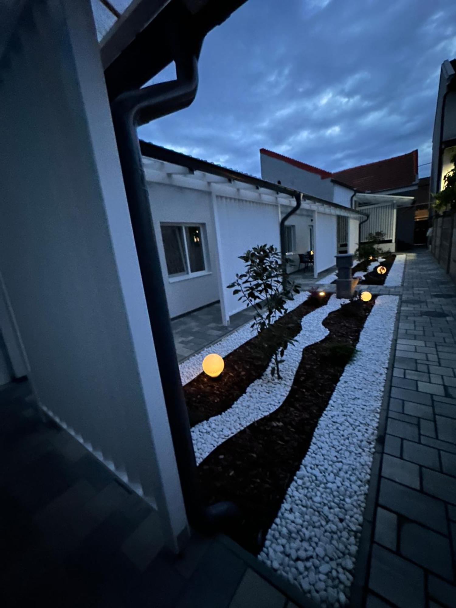 Aparthouse 1 Lugoj Eksteriør billede